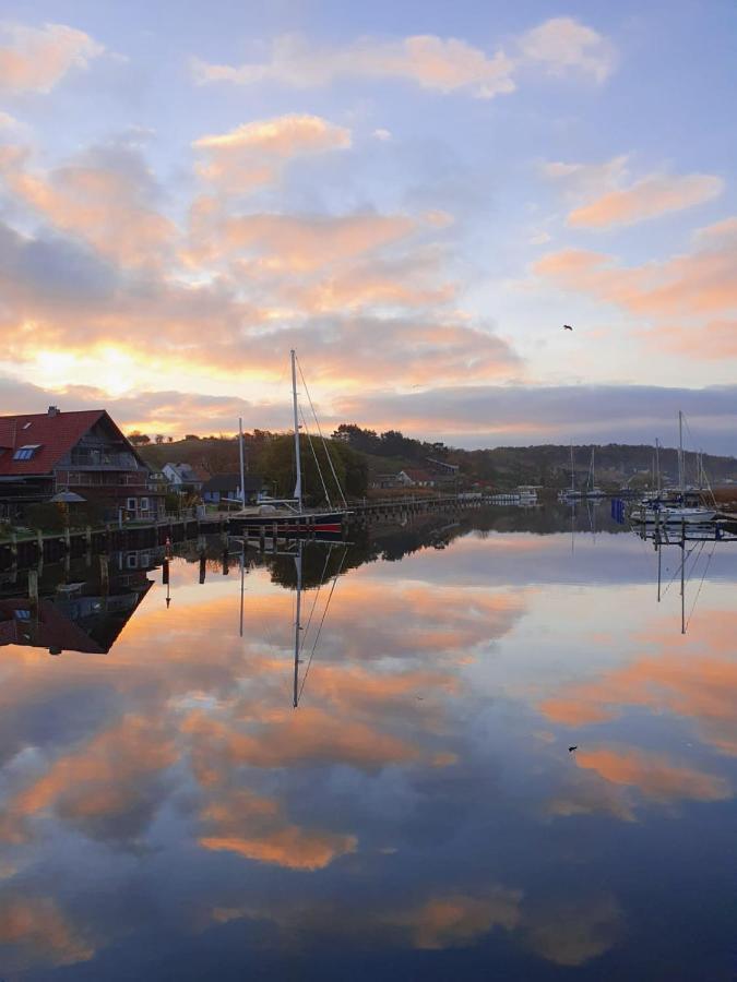 Ferienhaus Am Yachthafen Sellin  Kültér fotó